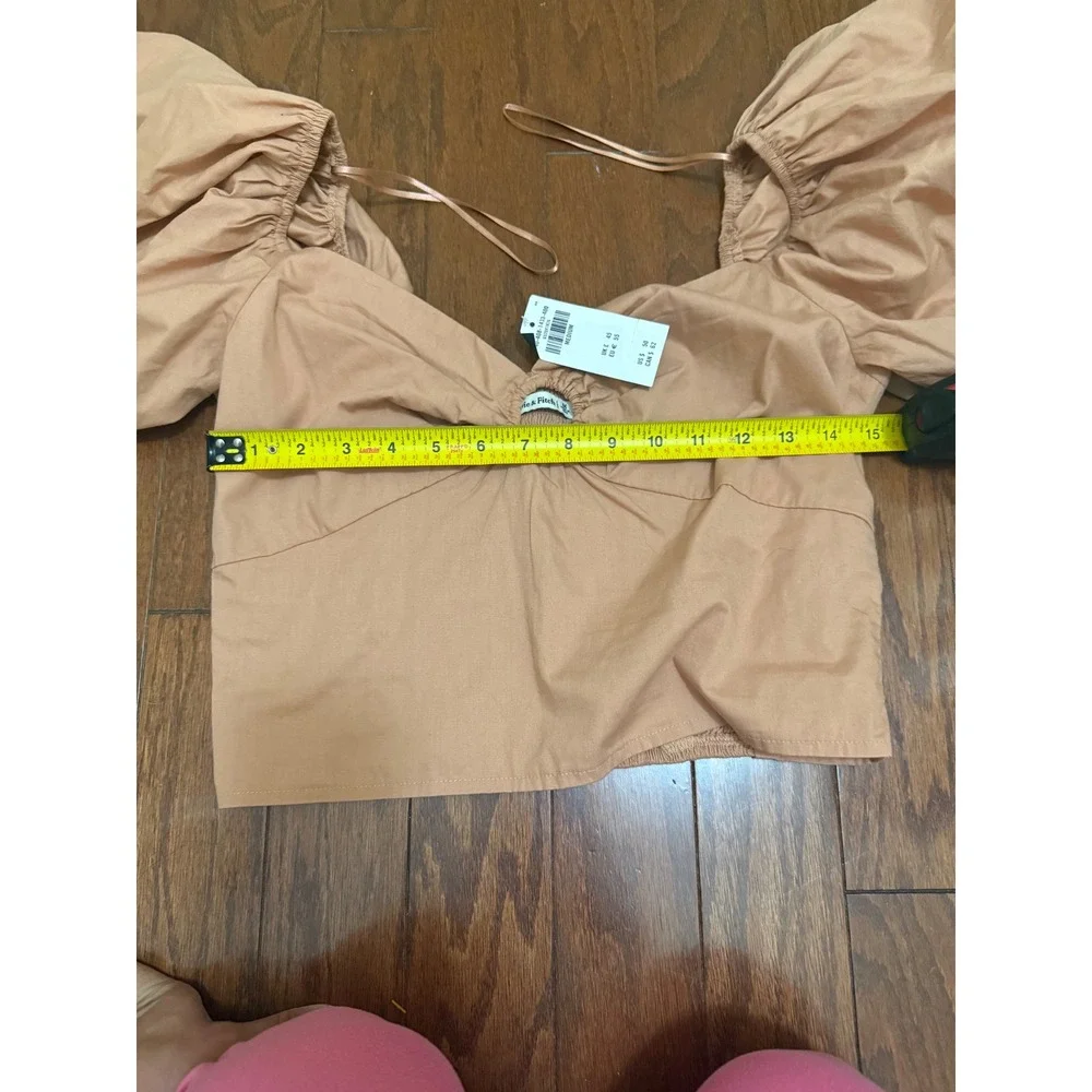 Abercrombie & Fitch Puff Sleeve Ring‎ Detail Smocked Back Top Tan Medium NEW